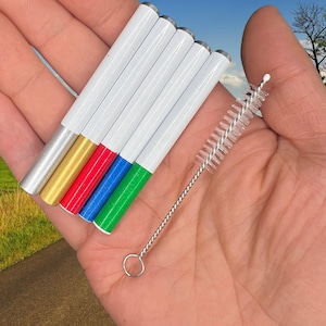 One Hitter - Set of 5 pipes 3&quot; long, With Cleaning Brush