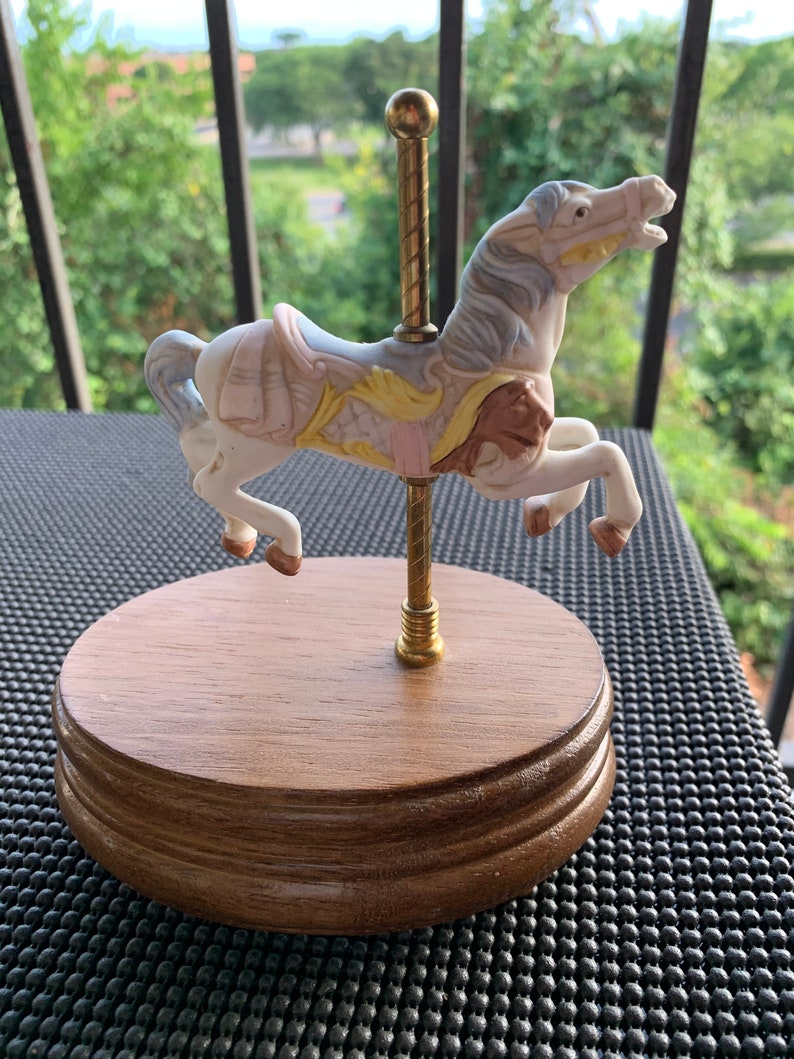 Vintage wind up carousel music box Etsy