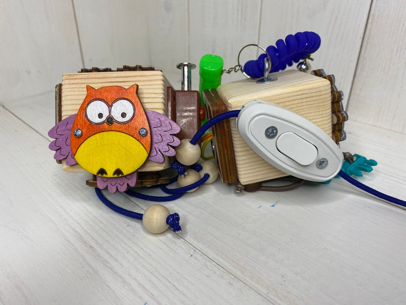 Toy for travel Activity cube for travel Busy cube Montessori toy Busy toddler toy Mini busy board Travel activity toy Unusual toy Baby gift
