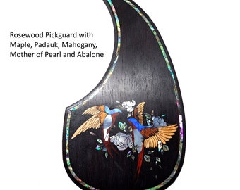 Pickguard pour guitare en forme de larme Lovebirds In Flight Design avec incrustation de nacre et d'ormeau