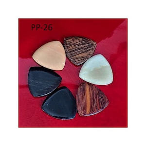 Handmade Picks Guitar, Banjo, Mandolin | Pack of 6 Wood, Bone, Horn Materials | Carved, Grooved, Assorted Sizes for String Instruments