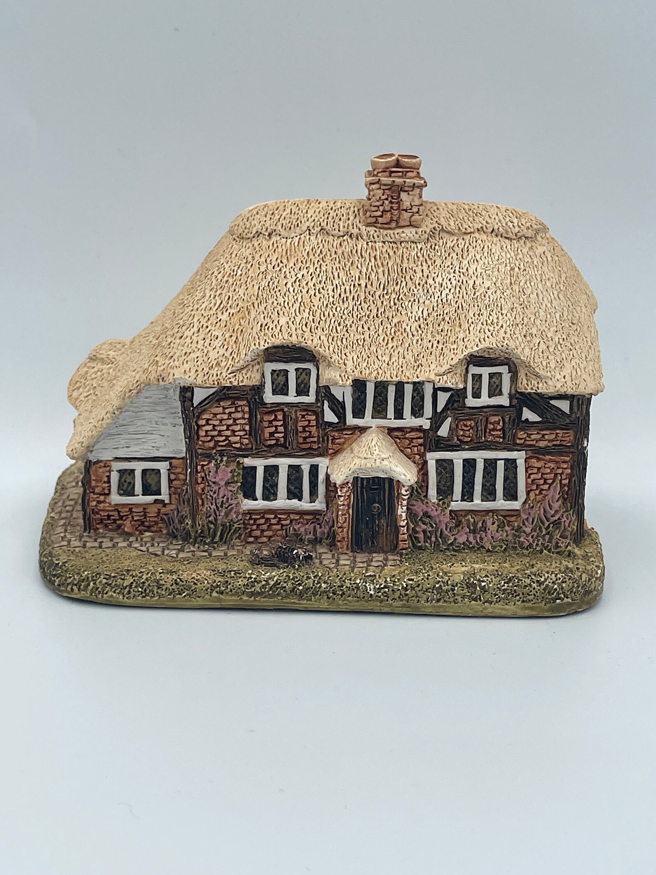Lilliput Lane, Honeysuckle Cottage - Etsy Lilliput Lane, Honeysuckle Cottage - Etsy