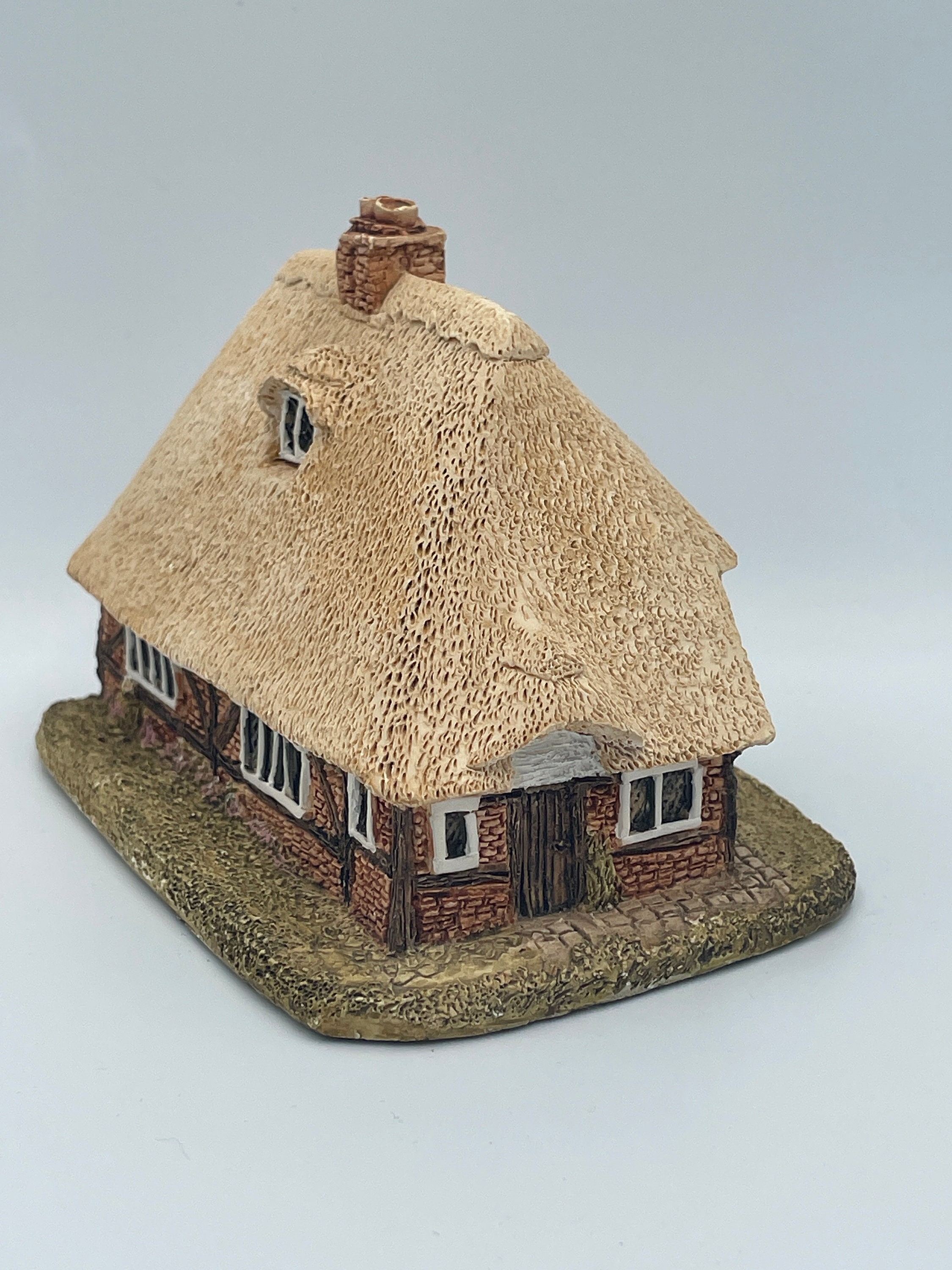 Lilliput Lane, Honeysuckle Cottage - Etsy Lilliput Lane, Honeysuckle Cottage - Etsy