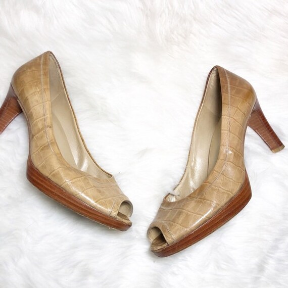 STUART WEITZMEN peep shoes size size 8