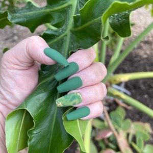 New Green Marble Accent Press On Nails image 3