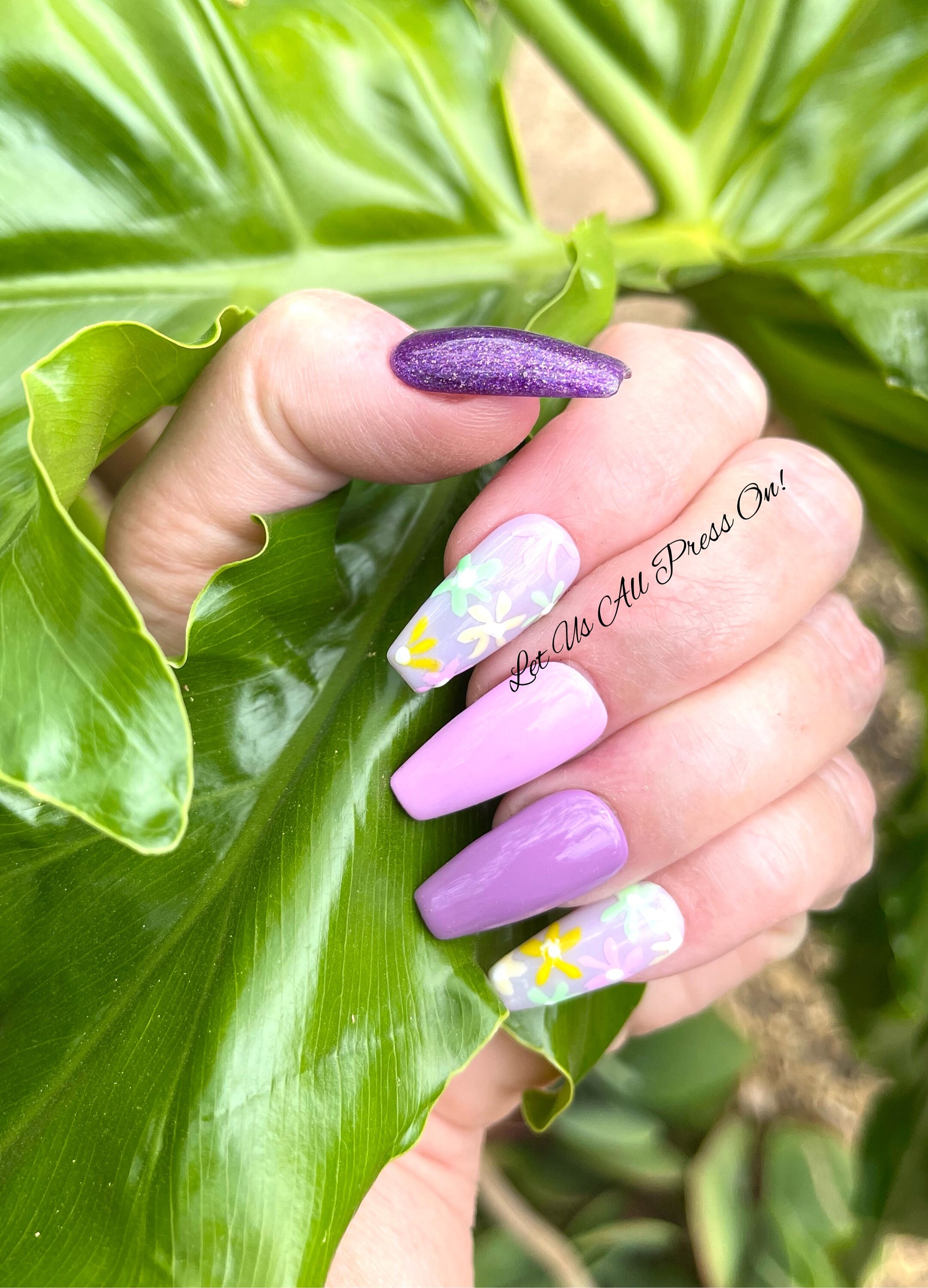 Purple Gradient Daisy Floral Press on Nails With Glitter - Etsy