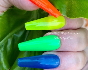 Neon Rainbow-Press On Nails