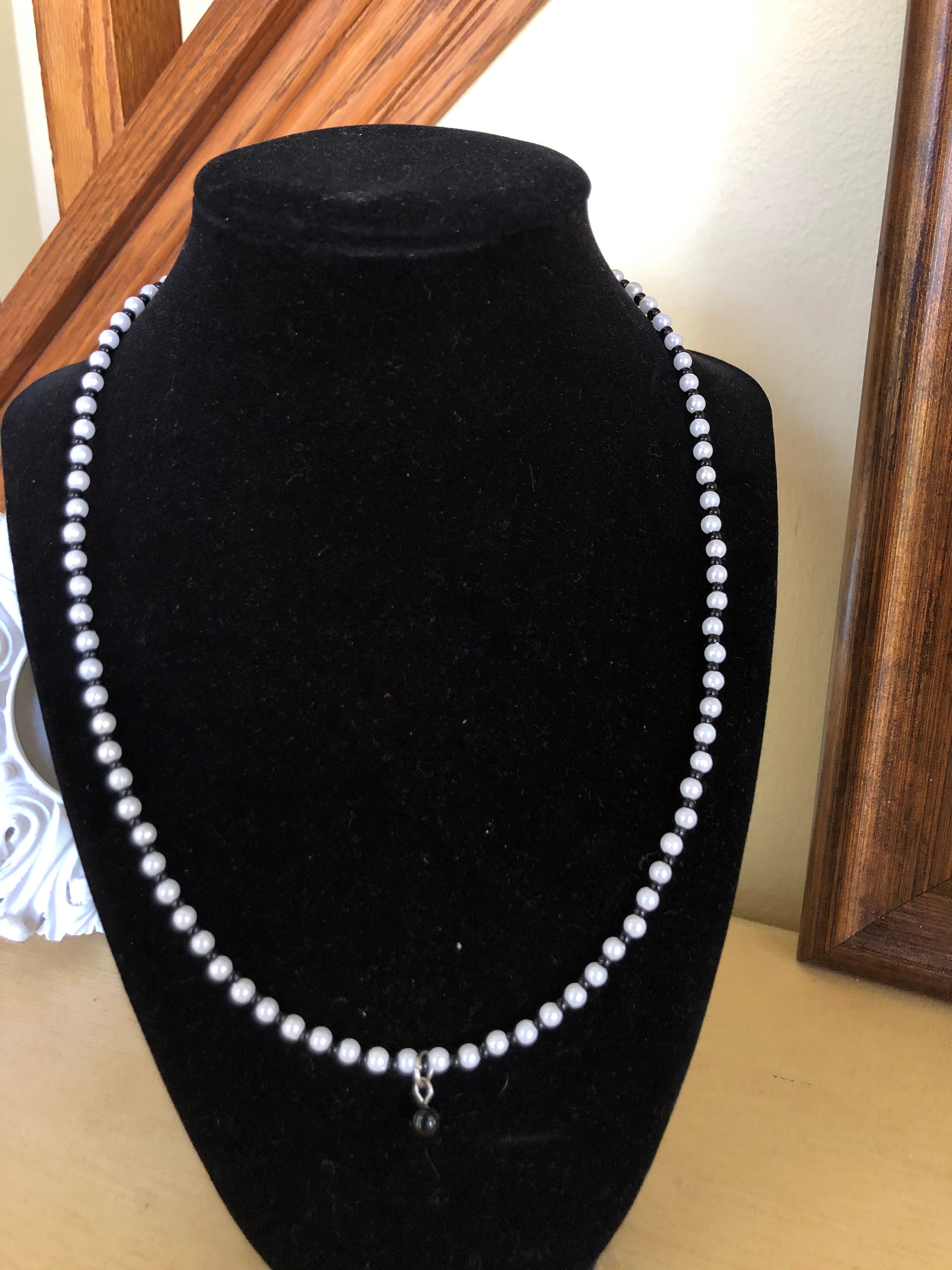 Black and White Pearl Necklace Etsy