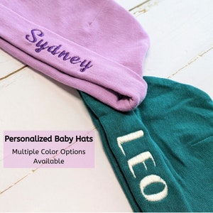 Gepersonaliseerde babymutsje met naam, geborduurde pasgeboren babymutsje, babyshowercadeau, geboortekaartje, maat 0-6 maanden, aangepast babymutsje