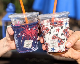 Patriotic Iced Coffee Sleeve, 4th of July Drink Sleeve, USA Iced Coffee Cozy, USA Iced Coffee Sleeve, USA Fireworks Cozy, Coffee Lover Gift