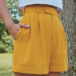 Wide Pleated Shorts High Waisted Digital PDF Sewing Pattern // US Size 00-14 // Instant Download with 4 Printable Sizes image 4