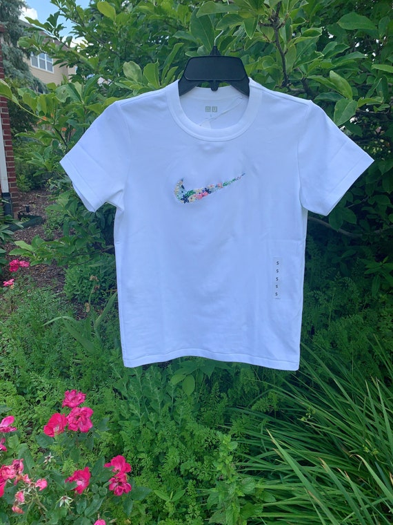 nike floral tee