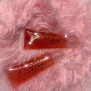 Peaches n’ Cream moisturizing lip gloss