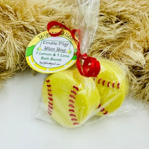 Softball Bath Bomb gift set - Homemade sports Bath Fizzies for softball players, teams and moms - Customized Team Tag