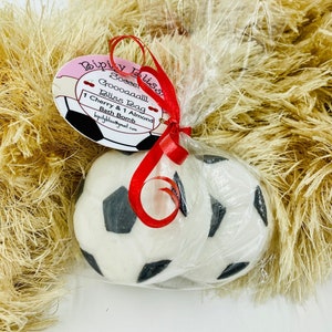 Soccer Bath Bomb gift set - Homemade sports Bath Fizzies for soccer players, teams and moms - Customized Team Tag