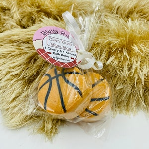 Basketball Bath Bomb gift set - Homemade sports Bath Fizzies for basketball players, teams, coaches moms - Customized Team Tag