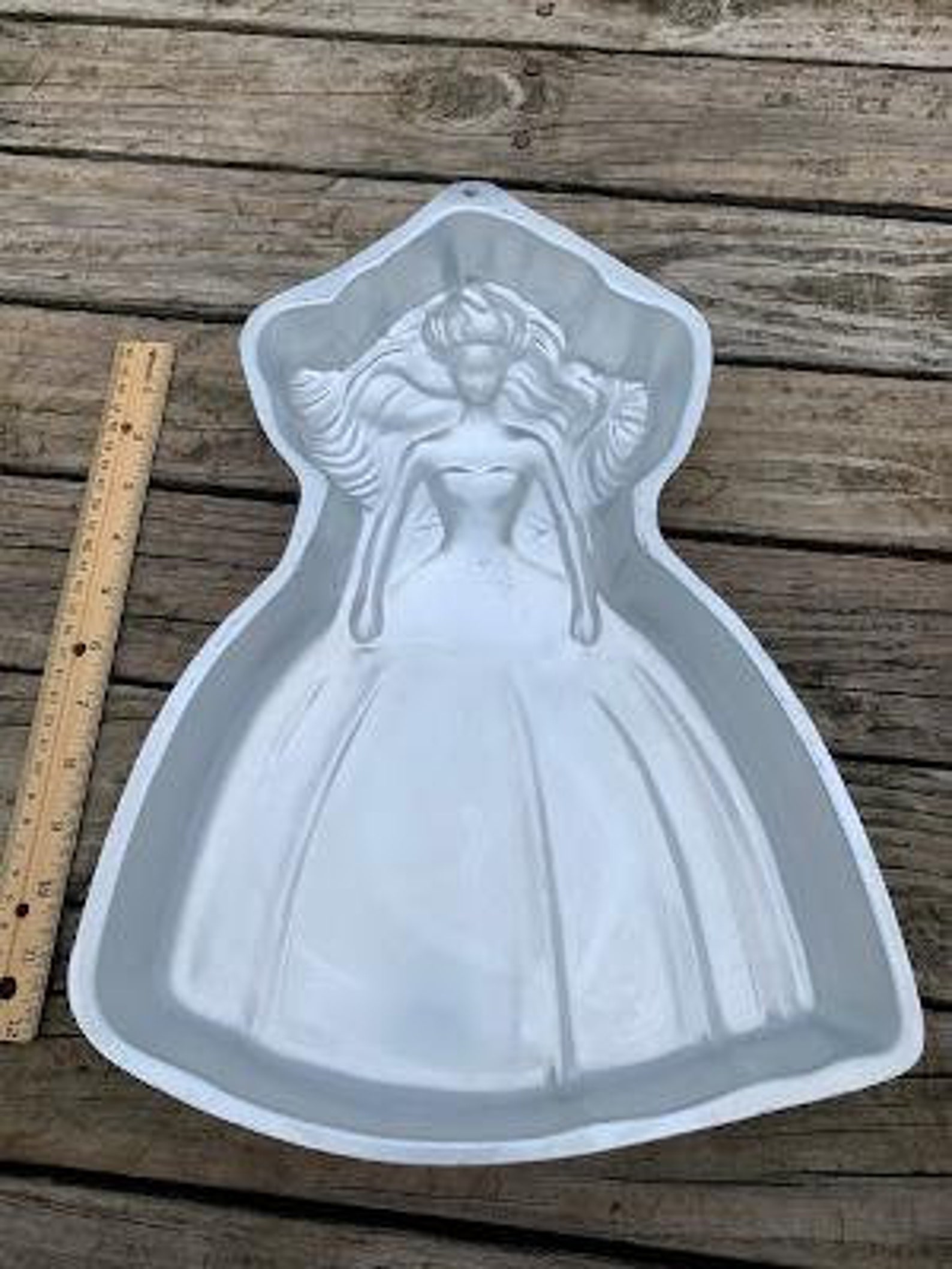 1992 Wilton Barbie Cake Pan - Etsy