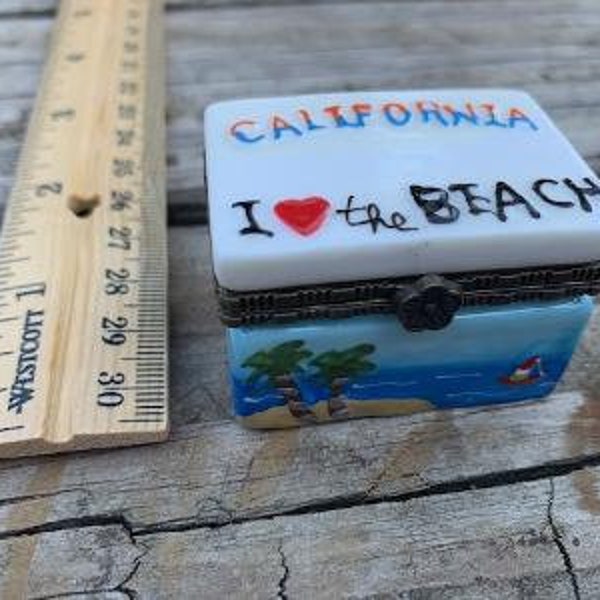 California Beach Ceramic Pill Box