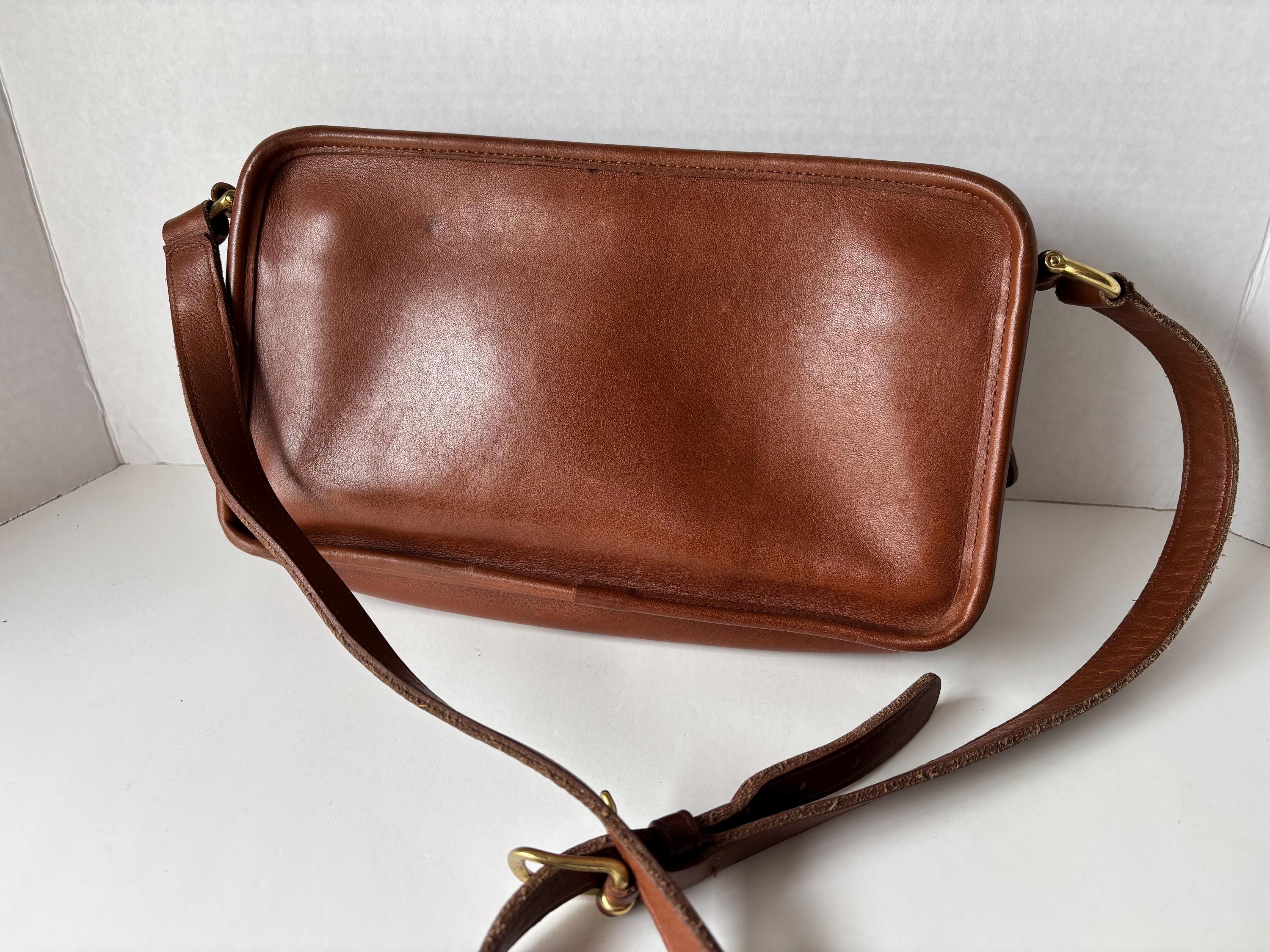 極美品 vintage coach old waist bag porch RARE Coach Vintage British Tan Leather Waist Pouch Fanny