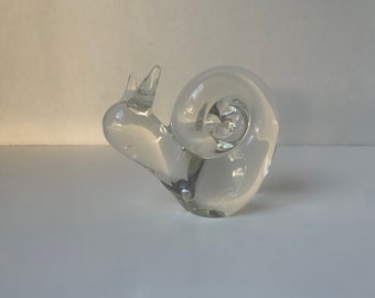 Vintage Glass Snail Figurine, Vintage Snail Glass Paperweight, Glass Snail