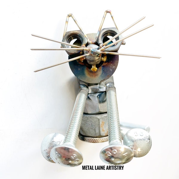 Metal nut and bolt kitty cat kitten figure decor decoration figurine nuts and bolts art artwork scrap pieces