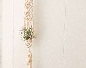 ARWEN - Handmade Macrame Boho Air Plant Hanger