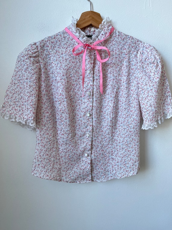 vintage 70s frilly calico floral blouse with ribbo