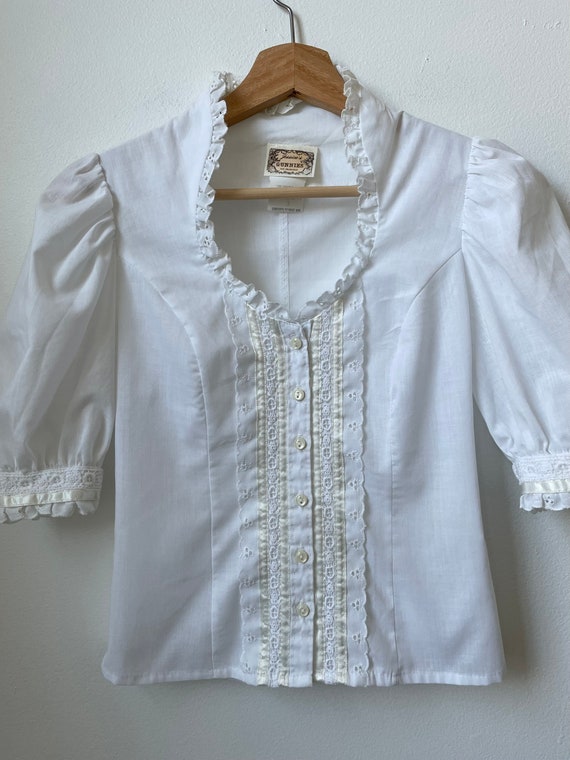 vintage 70s gunne sax eyelet puff sleeve frilly b… - image 3