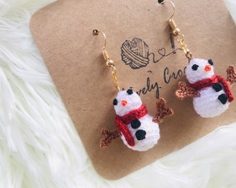 Boucles d'oreilles bonhomme de neige au crochet, boucles d'oreilles au crochet, boucles d'oreilles de Noël, jolies boucles d'oreilles, boucles d'oreilles faites main, cadeau de Noël, cadeau pour un ami