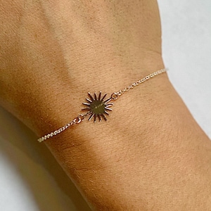 Handmade Rhodium Plated Star Bracelet: Dainty Silver Chain