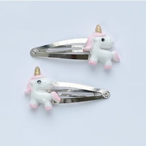 Silver girl&#39;s unicorn hair clips - pink