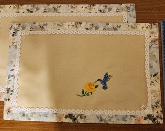 Hummingbird and Yellow Rose of Texas Placemats  (Set of 2)
