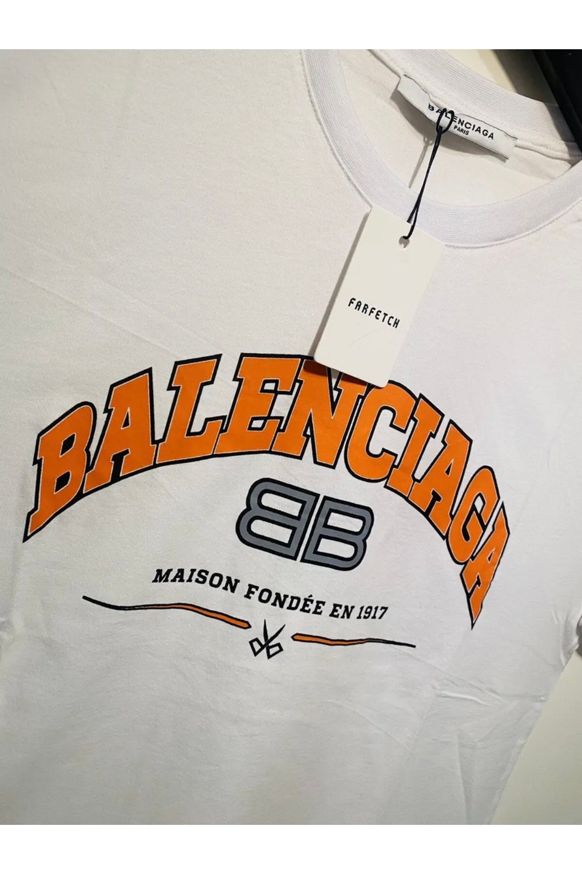 Balenciaga t shirt - Etsy Nederland
