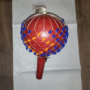 Shekeré / sonajero de calabaza / shekere / instrumento musical / calabaza / sonajero / hecho a mano / accesorios de boda