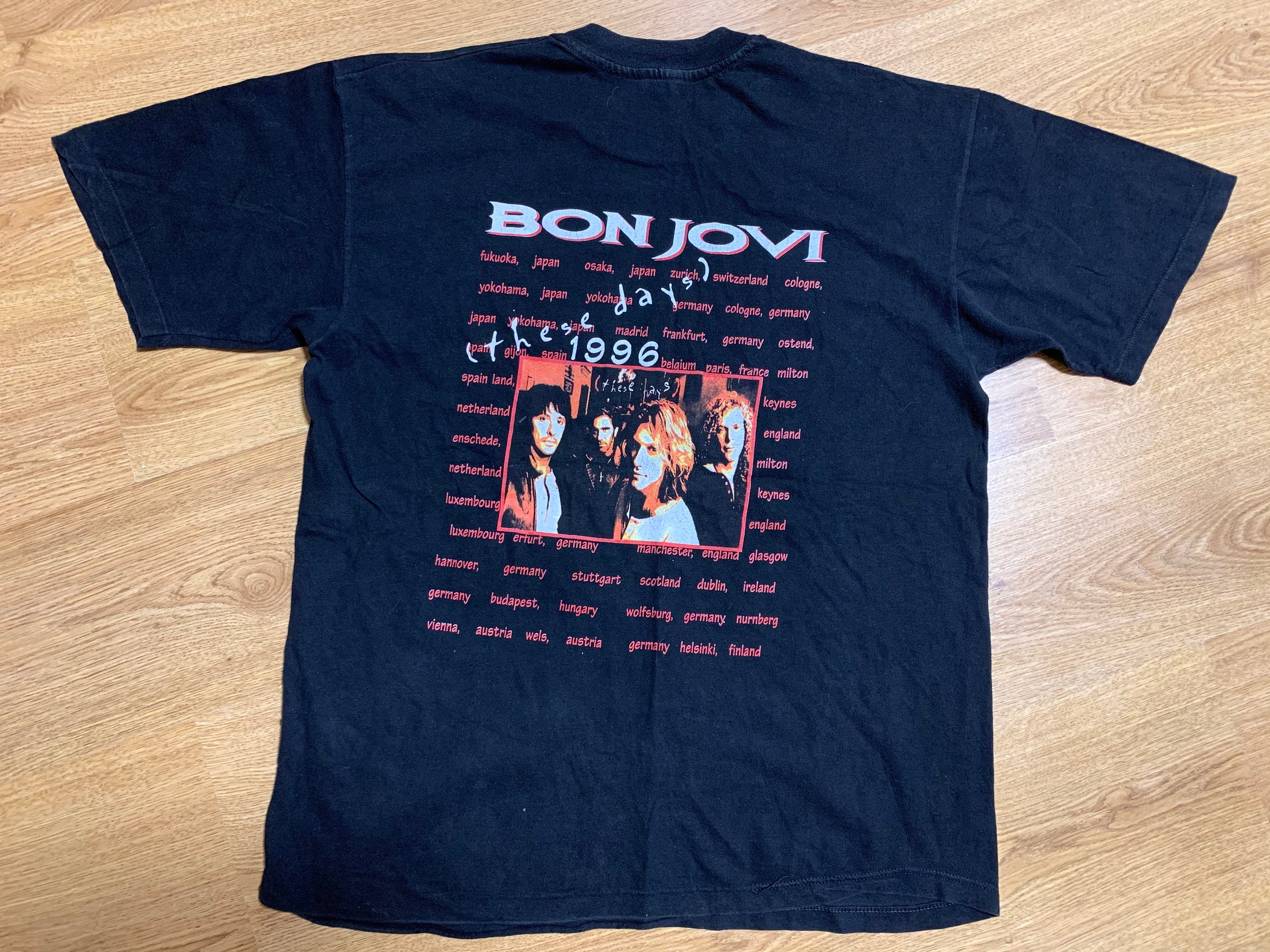 Vintage bon jovi shirt cheap