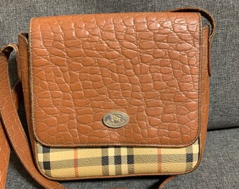 small vintage burberry bag