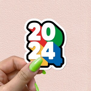 Autocollant 2024, toute année Autocollants colorés en vinyle imperméable personnalisés
