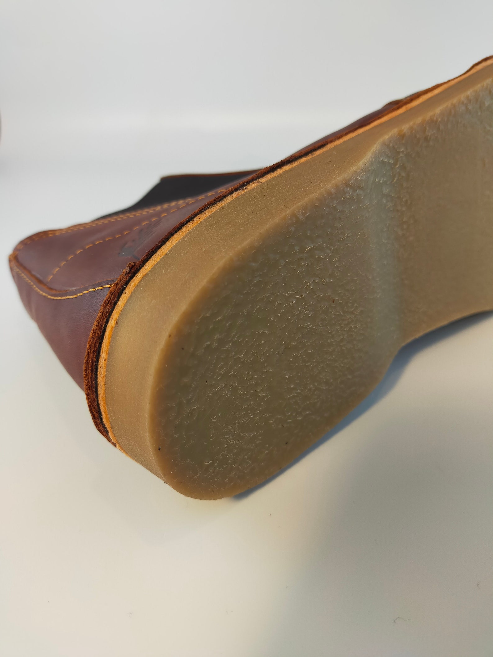 apple of eden chelsea boots
