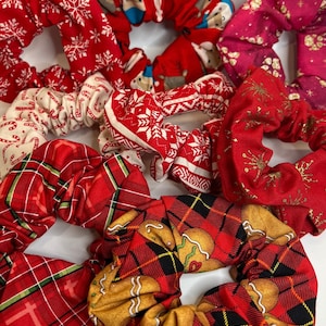 Red Christmas Scrunchies
