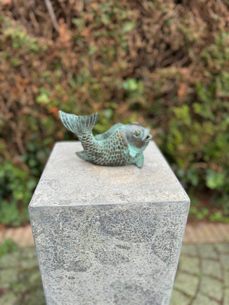 Bronze Fish Fountain Garden statue Garden decoration Pond 18x6x11cm 0.6Kg image 4