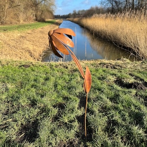 Metal sun hat garden stakes - Rusty metal - Garden decoration - Sculpture - Garden statue - 25x25x120cm