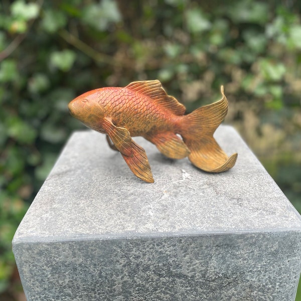 Bronze Goldfish Fountain - Garden Statue - Garden Decoration - Pond - 11x8x18cm - 0.9Kg