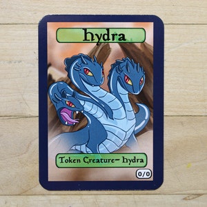 Hydra 0/0 Chibi-Styled Tokens singoli per alter art proxy in Edh, standard, commander, vintage e moderno