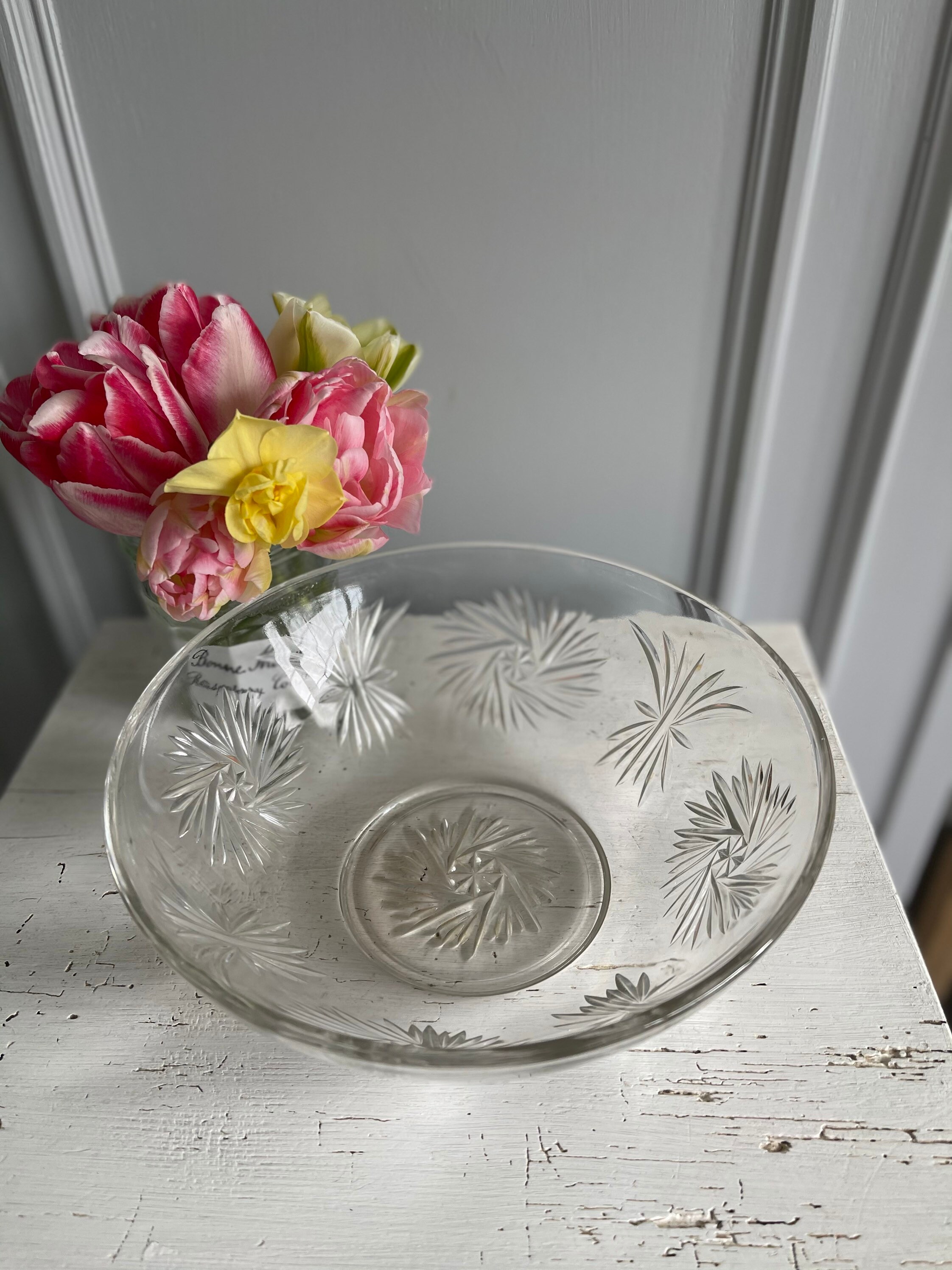 Pretty Vintage Cut Glass Bowl Star Bursts Vintage Bowl Etsy