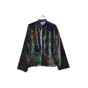 Veste en velours verte élégante manteau complet à imprimé floral pour femmes portant un manteau d&#39;hiver avec 2 poches