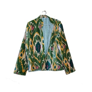 Veste en velours élégante verte solide à imprimé floral manteau complet pour femmes portant un manteau d&#39;hiver avec 2 poches