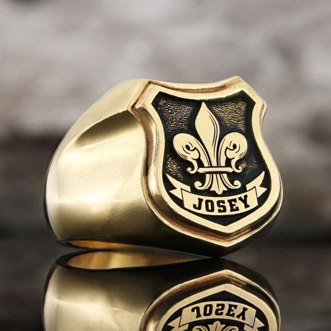 Sterling Silver Coat of Arms Signet Ring, Family Crest Rings, Family ...