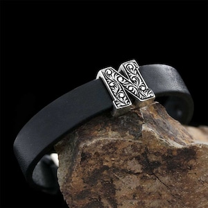 Pulsera de cuero inicial, pulsera de letra N, pulsera de monograma N de letra, pulsera de carta hecha a mano de diseño especial, regalo de San Valentín,