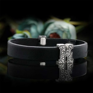 Pulsera de cuero inicial K, pulsera de letra K, pulsera de letra K de monograma, pulsera de carta hecha a mano de diseño especial, regalo de San Valentín,