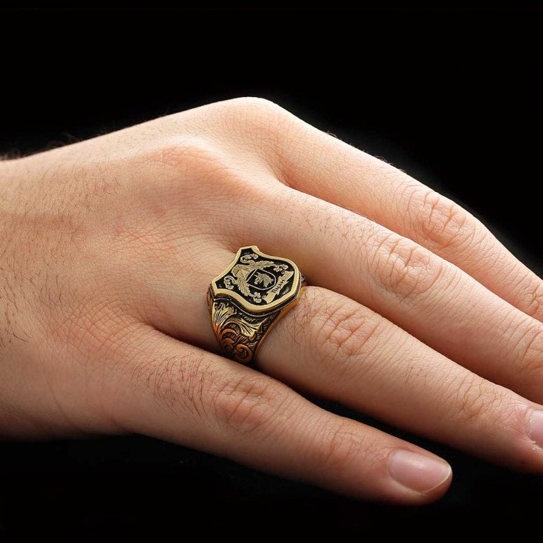 Custom Signet Ring: Personalized Family Crest Coat of Arms Ring for Men image 6